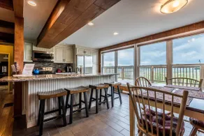 Overlook Log Cabin | Panoramic Views • Hot Tub - Image 5