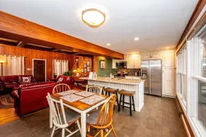 Overlook Log Cabin | Panoramic Views • Hot Tub - Image 4