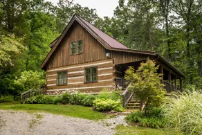 Boondock Vacation Log Cabin | Hot Tub • Pool Table - Image 2