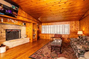 Brick Lodge | Hot Tub • Pool Table • WiFi - Image 2