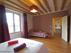 Ancien presbytère restauré avec jardin et WIFI à La Gonfrière - Image 5