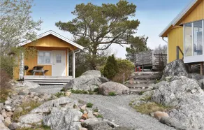 1 Bedroom Stunning Home In Vrångö - Image 4