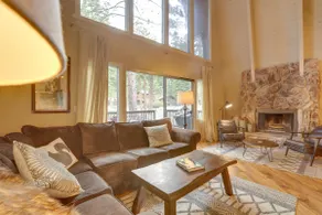 Near Skiing & Hiking: Carnelian Bay Cabin - Image 4