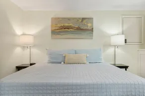 Dwell Well Modern Studio Apartment Brookside - Image 5
