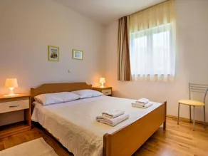 Villa Tara-One Bedroom Apartment with Sea view, balcony and pool -2 - Image 3
