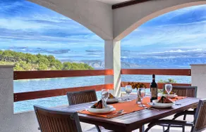 A-5699-d Two-room apartment on the beach - Image 4