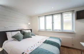 Studio 4 u with private parking - Image 2