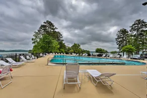 Lakefront Condo w/ Resort-Style Amenities + Marina - Image 3