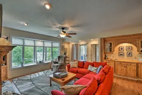 Lakefront Condo w/ Resort-Style Amenities + Marina - Image 5