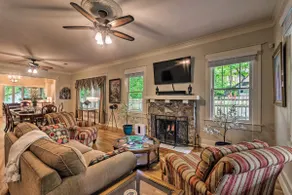 Spacious & Updated 1920's HSNP Craftsmen Home - Image 3