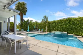 Movie Colony Contemporary - Image 2