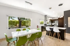Movie Colony Contemporary - Image 5
