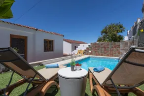 Gc0366 Vacation home with heated private pool in - Image 2