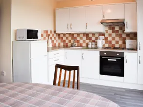 Solent Point - Image 4