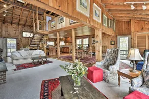 NY! Waterfront Skaneateles Lake Home w / Beach! - Image 4