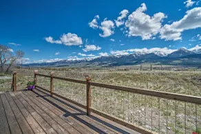 NY! Mtn-View Cabin 40 Mi til Yellowstone Ntl Park! - Image 3