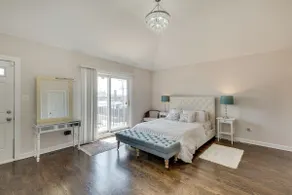 3 Br 3 Bth - Uic, Med Dist & Down Town + Garage - Image 4