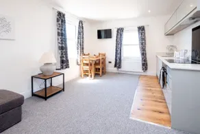 Rowan - Three Tuns Apartments , Wickham Market - by Aldeburgh Coastal Cottages - Image 3