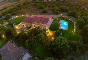 Villa Janas Luxury Villa surrounded by large park, swimming pool, parking and Wifi - Image 2