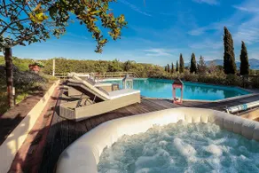 Villa D'Amico, charming indulgence overlooking Lucca Town Centre - Image 3
