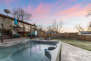Family Friendly - Pool - Hot Tub - Pets - Image 2