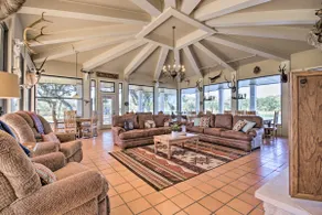 Lakefront Wallis Ranch w/ Private Beach & Patio! - Image 3