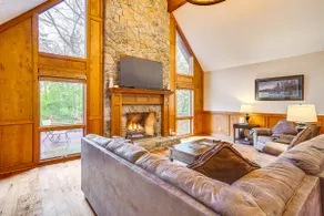 Dahlonega House w/ Hot Tub & Outdoor Fireplace - Image 4