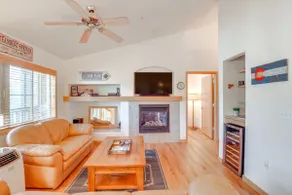 NY! Condo w / Mtn View, 0. 9 Mi til Steamboat Resort! - Image 4