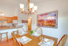NY! Condo w / Mtn View, 0. 9 Mi til Steamboat Resort! - Image 2
