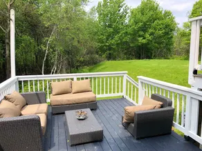 Cabin-style retreat w/ theater, games & hot tub - Image 2
