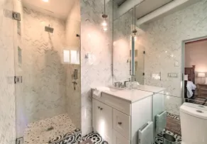 Adobe Casita Downtown - King Bed + Patio * Spacious 450 Sq Ft - Image 3