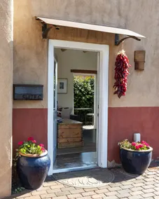 Adobe Casita Downtown - King Bed + Patio * Spacious 450 Sq Ft - Image 4