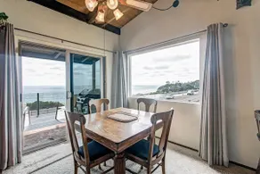 Catch some waves! Panoramic ocean views!- Cardiff Surfer - Image 5