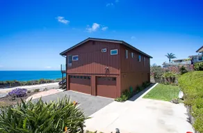 Catch some waves! Panoramic ocean views!- Cardiff Surfer - Image 2