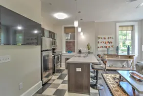 Charming Historic King James Building Unit #5 - Image 3