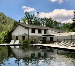Dream Escape: Lake, Pool and Nature - Image 2
