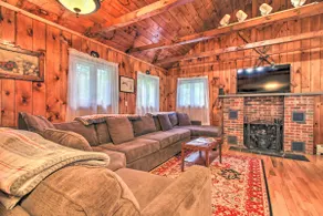 Ludlow Home w/ Hot Tub, Near Okemo Resort! - Image 2