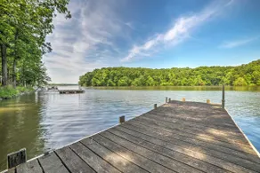 Lake Barkley Waterfront Home w/ Deck & Boat Dock! - Image 2