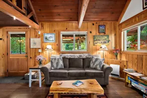 Hiker's Hideaway - Image 4