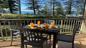 Flinders Lodge Unit 1 - Lifestyle Yamba - Image 2