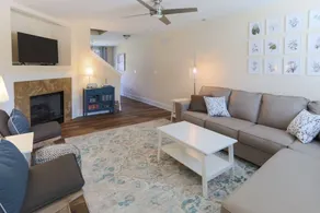 *Relaxing & Comfy 3 Bedroom Home, Easy Access! - Image 5