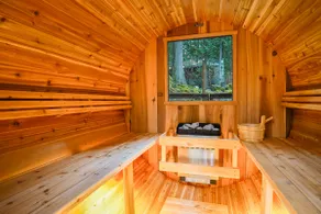 Snowline Grand Lodge | 4 Kings + Sauna + Hot Tub - Image 5