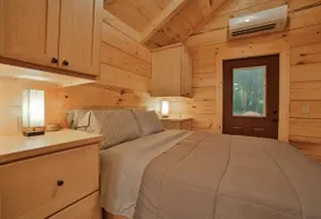 River Tiny Cabin with Shared Swim, and and Hot Tub - Image 3