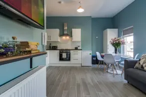 Wellington Park Boutique Apartments - Image 4
