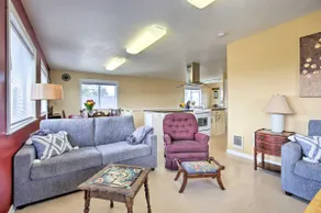 Waldport Townhome w/ Dog Run on Alsea Bay! - Image 5