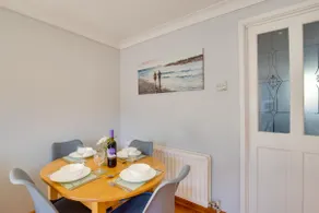 2 Bed in Newton oc-bow124 - Image 5