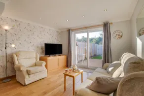 2 Bed in Newton oc-bow124 - Image 3