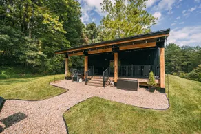 Ivy Cottage by Creative Cabins - Image 2