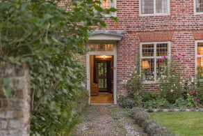 Moat Farm House - Image 2