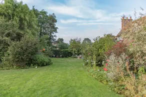Moat Farm House - Image 4